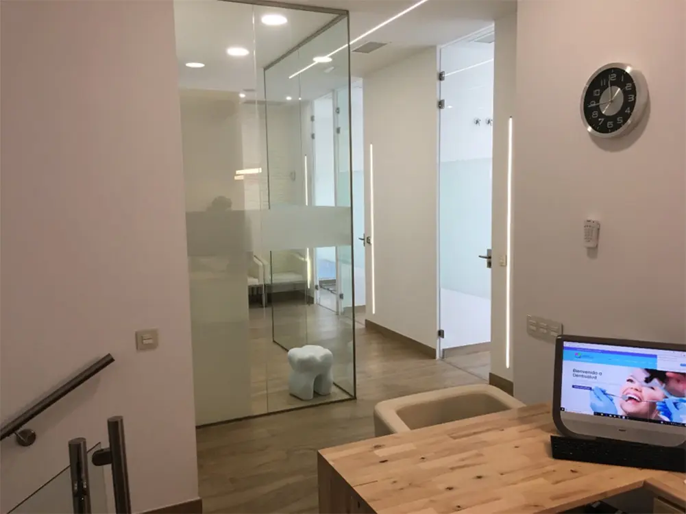 Instalaciones modernas de Clínica Dentisalud en Boadilla del Monte